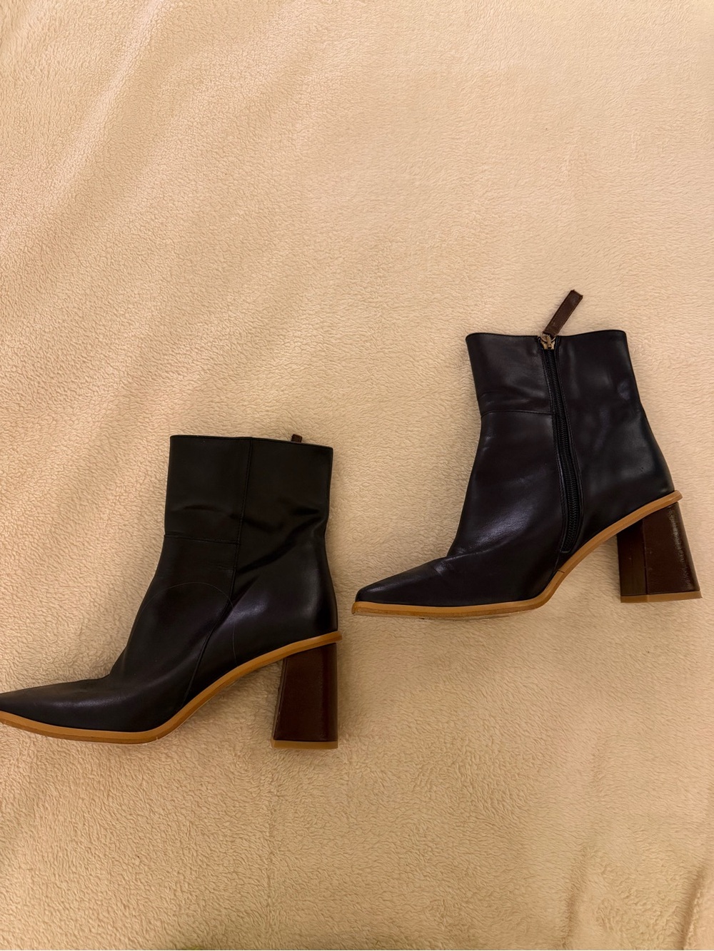 Alohas West Vintage Black Leather Ankle Boots Size 38 7.5/8 - Picture 4 of 6